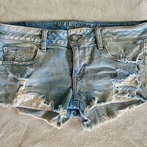 American Eagle Low-Rise Jean shorts